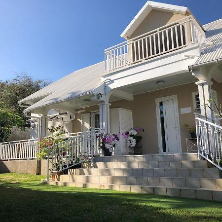 La Villa Mae Saint Pierre Bagian luar foto