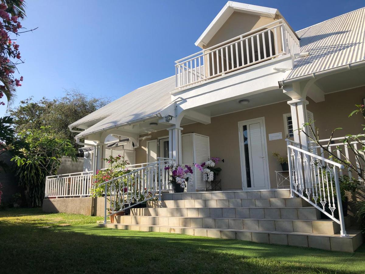 La Villa Mae Saint Pierre Bagian luar foto